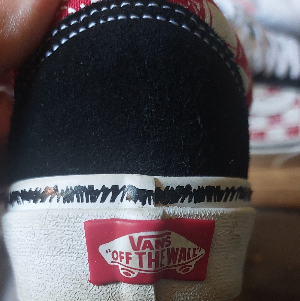 Van's